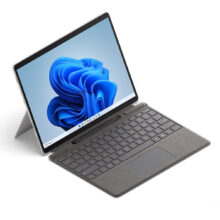تبلت 13 اینچی مایکروسافت مدل Surface Pro 8 با پردازنده Core i7 1185G7 ظرفیت 512 گیگابایت و رم 16 گیگابایت به همراه کیبورد Surface Pro Copilot و قلم Slim Pen 2