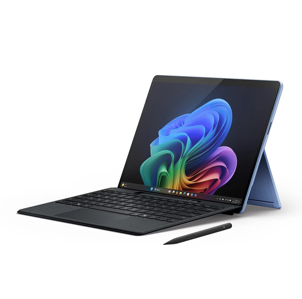 تبلت 13 اینچی مایکروسافت مدل Surface Pro 11-Snapdragon X Plus LCD ظرفیت یک ترابایت و رم 16 گیگابایت به همراه کیبورد Surface Pro Copilot Keyboard و قلم Slim pen 2