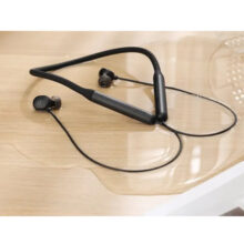 هدفون بلوتوثی گردنی انکر مدل SoundCore Life U2i بدون قابلیت نویز کنسلینگ، درگاه شارژ USB Type-C، مقاوم در برابر رطوبت و عرق