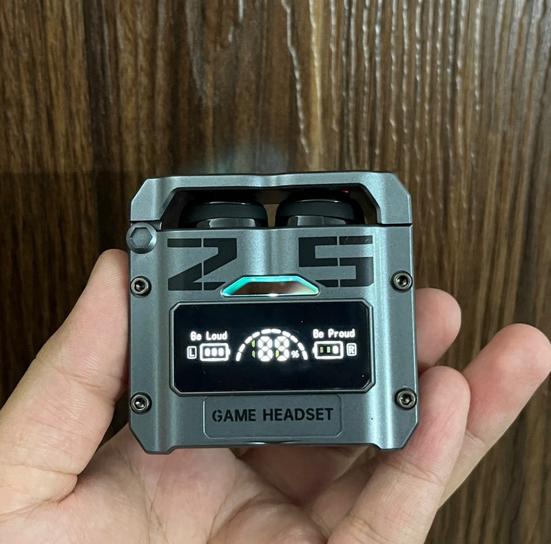 هدفون بلوتوثی دامیکس مدل M25-game بدون قابلیت نویز کنسلینگ، درگاه شارژ USB Type-C، امکان استفاده به صورت پاور بانک مقاوم در برابر آب